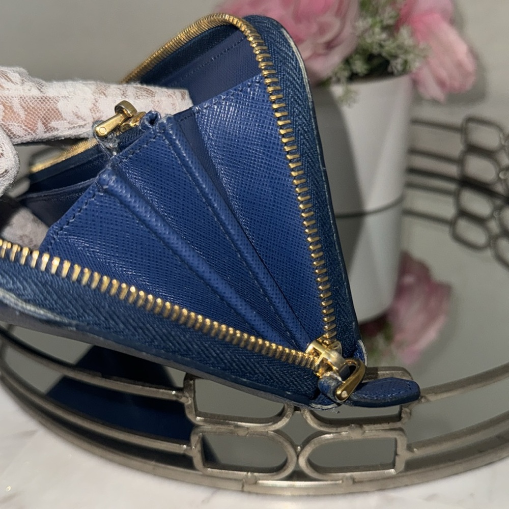 Prada Blue Wallet - Picture 14 of 16